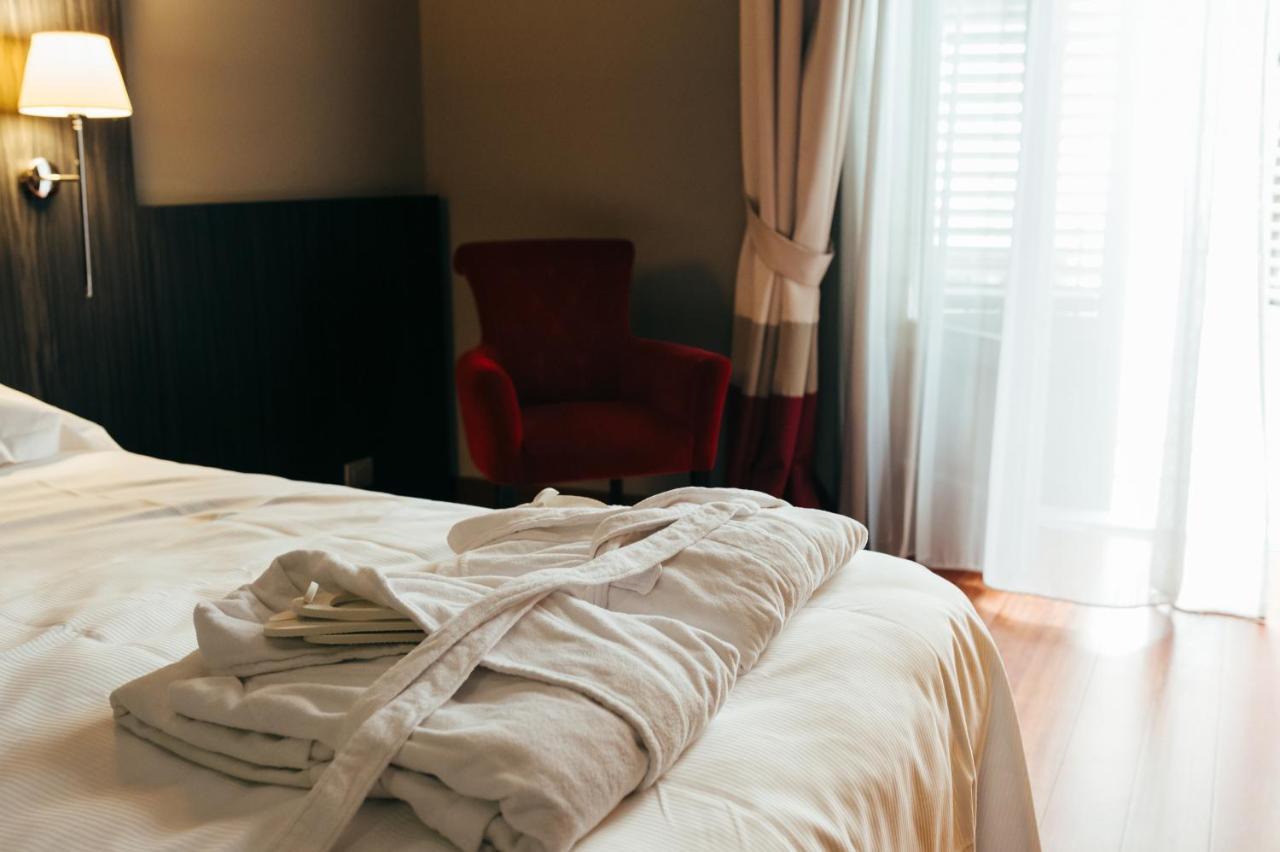 Hotel Porta Felice & Spa Палермо Екстериор снимка