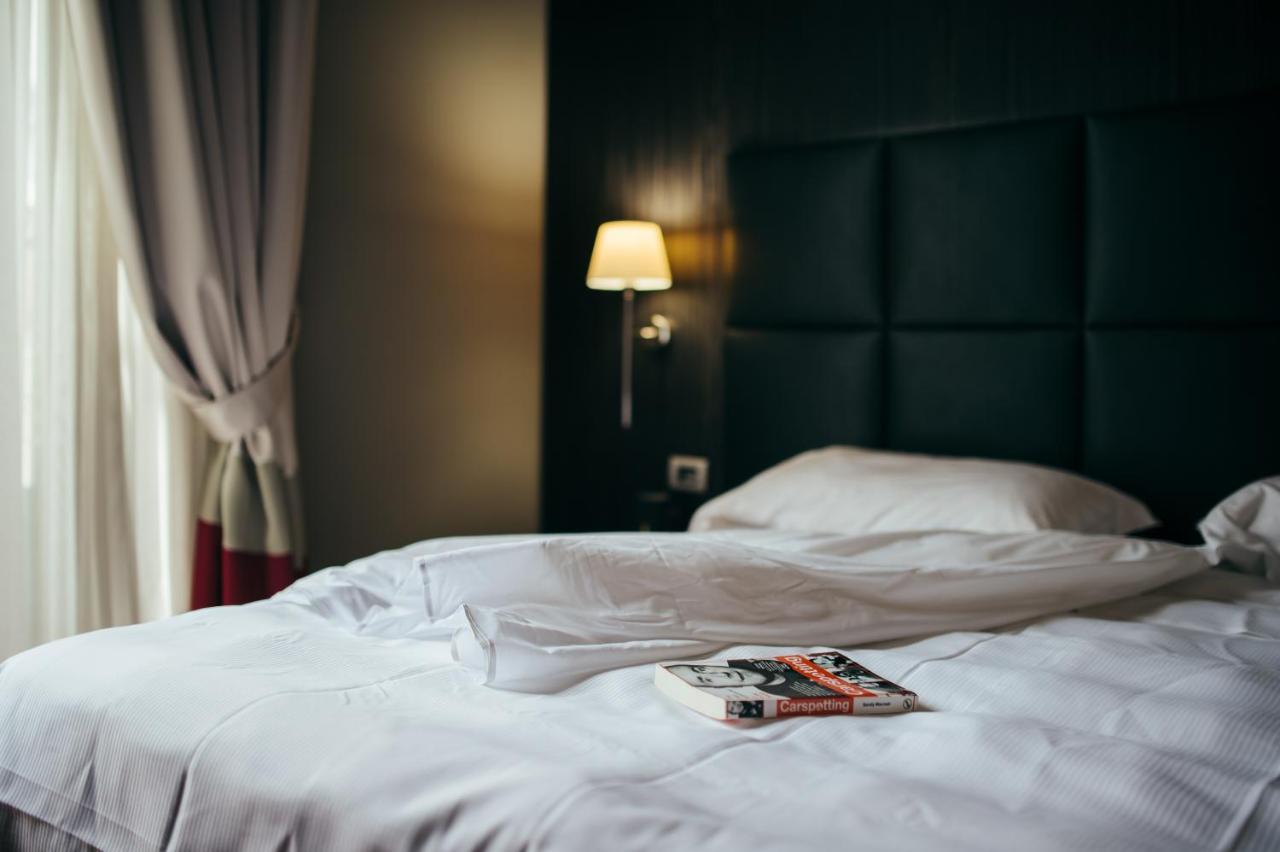 Hotel Porta Felice & Spa Палермо Екстериор снимка