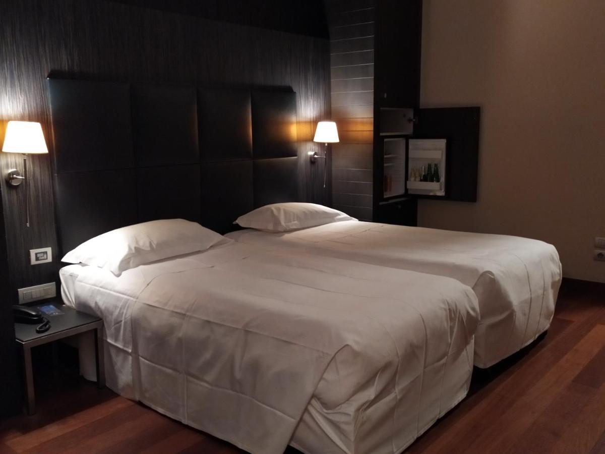 Hotel Porta Felice & Spa Палермо Екстериор снимка